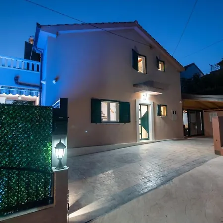 Vila Viktoria Split